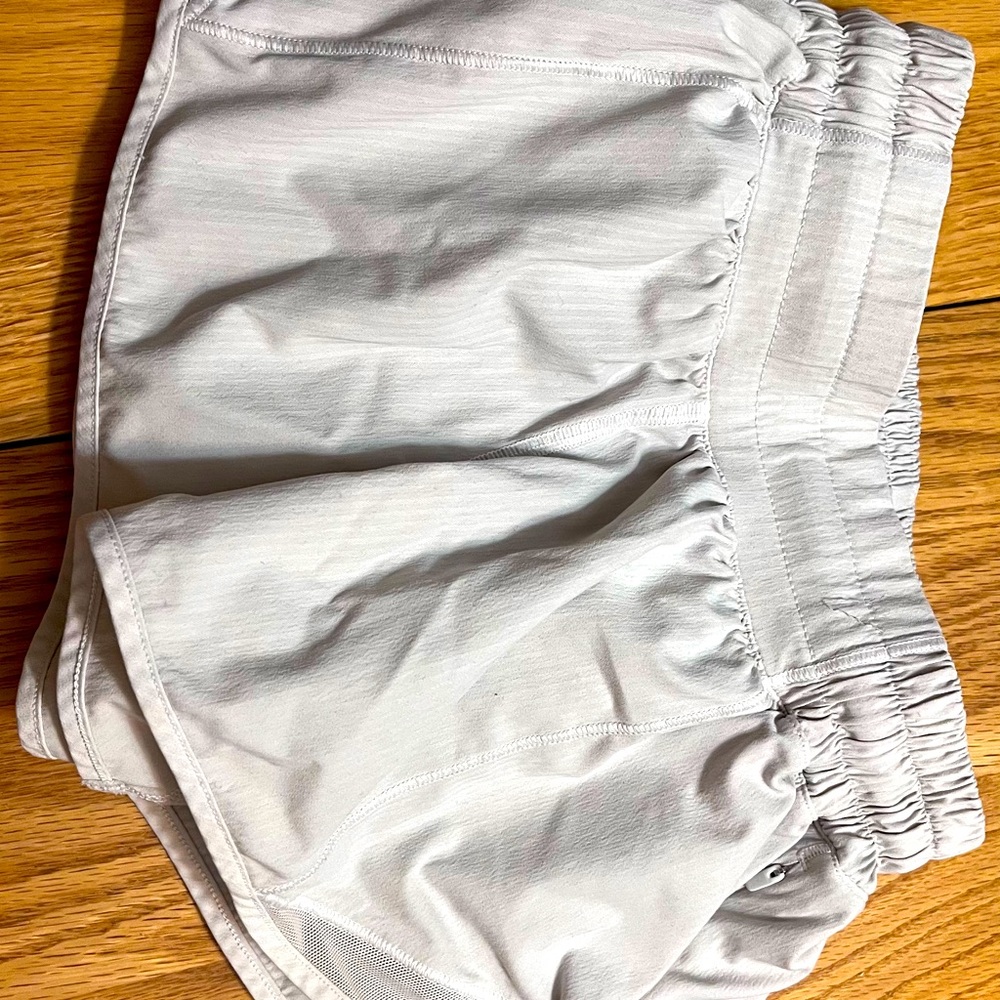 Lululemon white hotty hot shorts